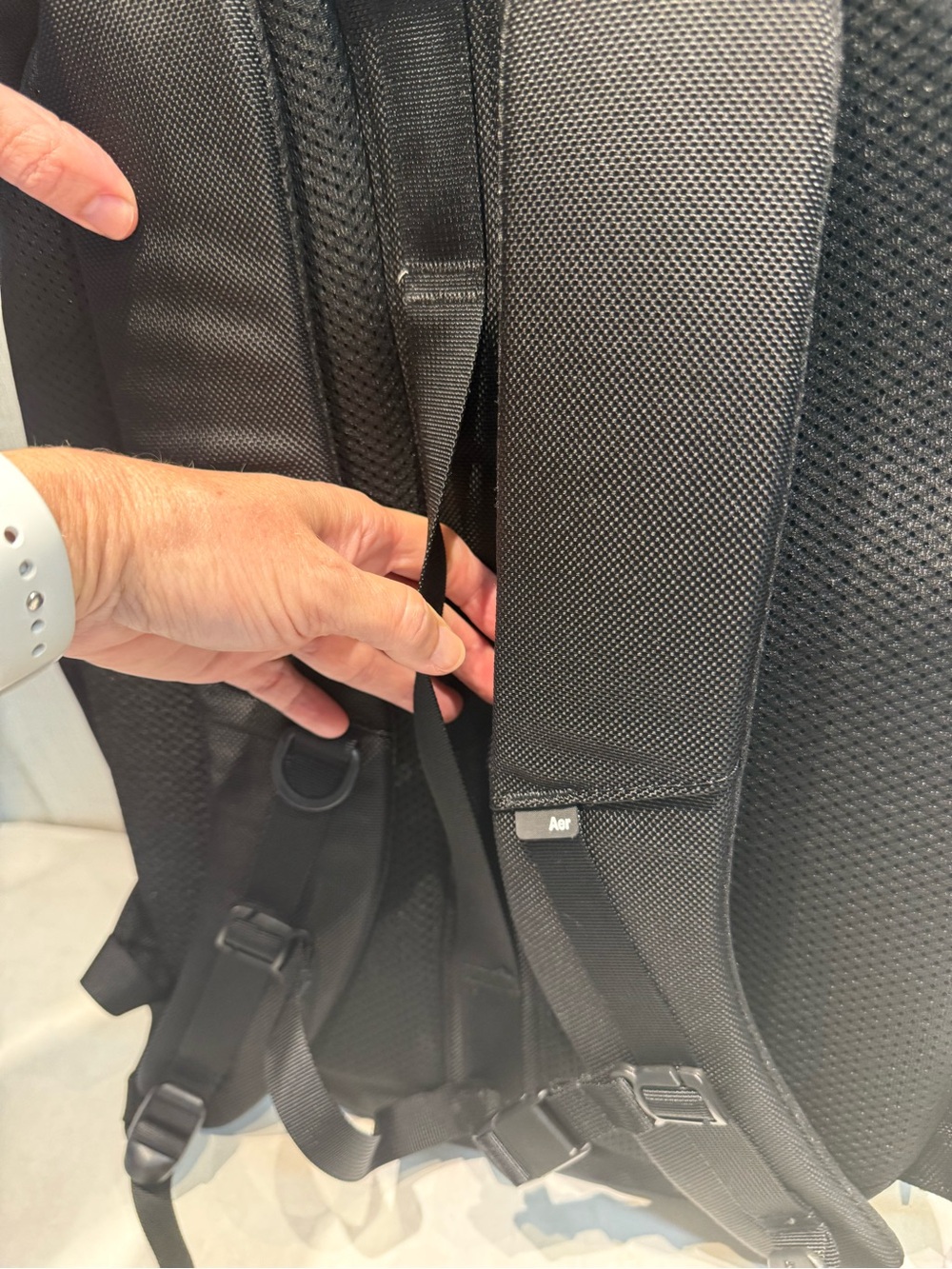 Aer City Pack Pro 2 24L Backpack Laptop Black Adjustable Padded Multi Pockets - Picture 8 of 9